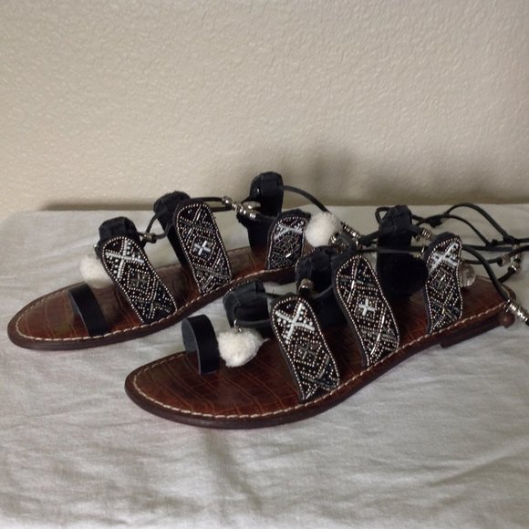 NWOB Sam Edelman beaded flat sandals 9 - Picture 1 of 5